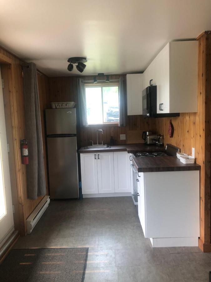 Chalets Les Chanterelles De Forillon L'Anse-au-Griffon Ngoại thất bức ảnh